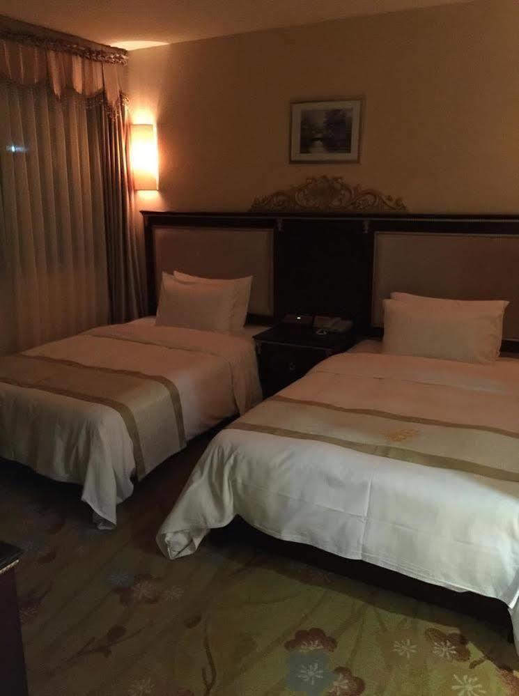 Guangzhou Li Gang Hotel Canton Extérieur photo